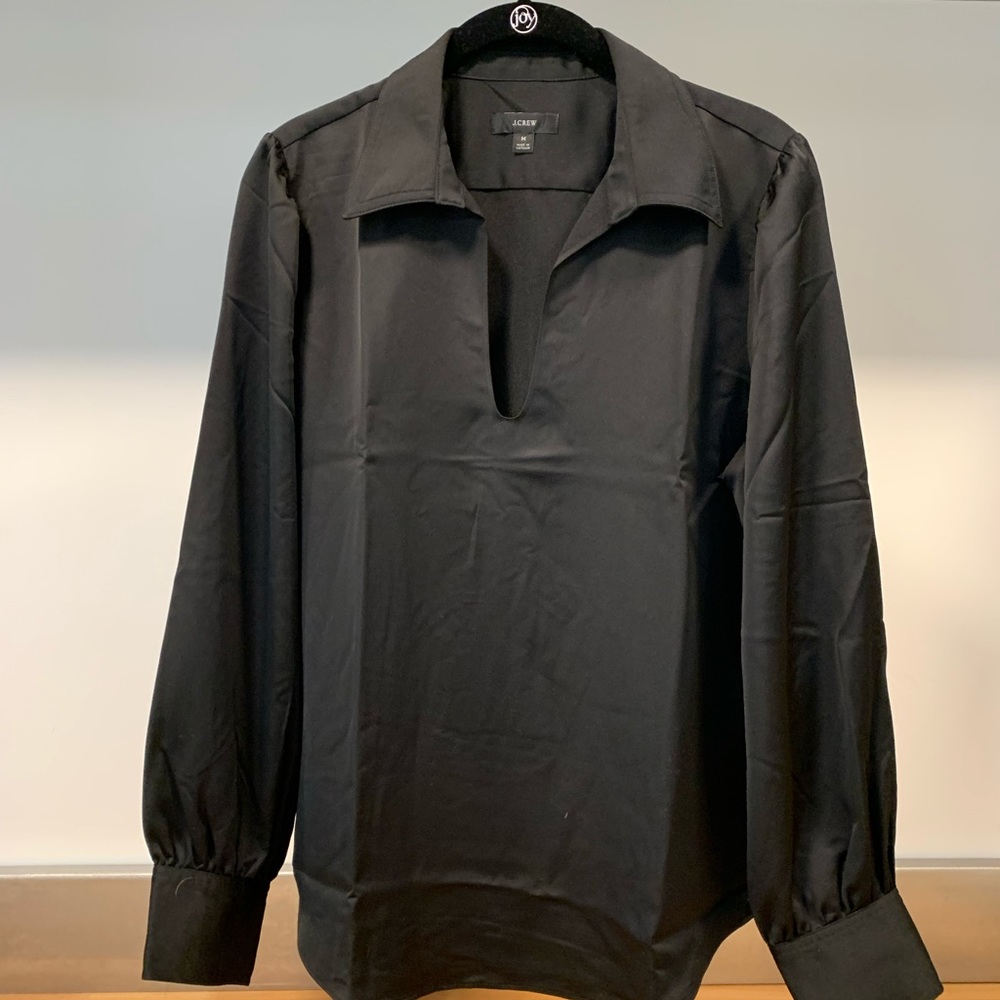 Black silk popover top. Worn only once.